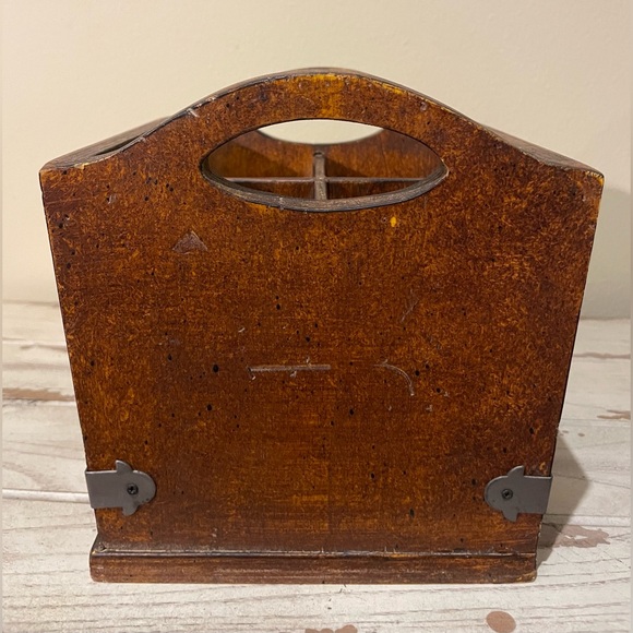 Wooden Silverware Caddy With Metal Star - Picture 4 of 8